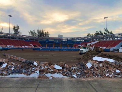 Remodelan otro estadio de beisbol cuyo equipo aún no paga franquicia