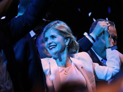 Costa Rica opta por la continuidad: la oficialista Laura Fernández arrasa y es la presidenta electa