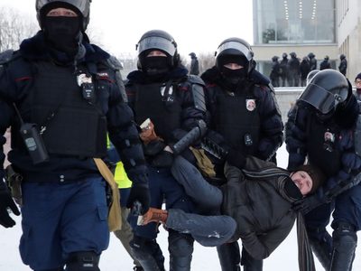 Represión en Rusia: más de 2.000 seguidores de Navalny arrestados por la policía