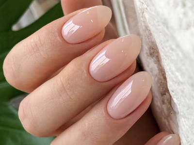 Nail art: uñas "demure", el diseño de manicura bonito y elegante que sienta bien a las mujeres de todas las edades