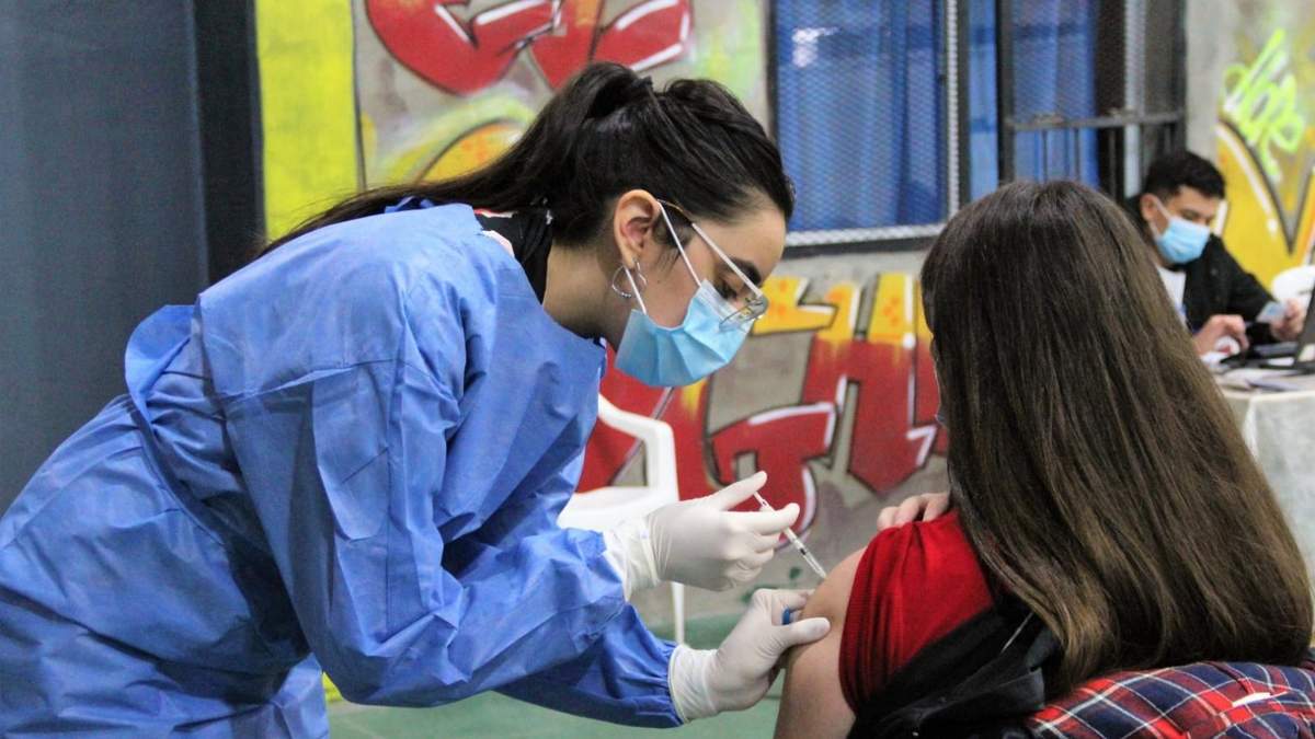 Campaña de vacunación contra el coronavirus en Neuquén.