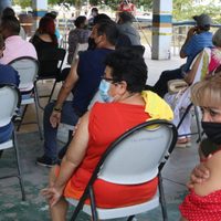 El 24% de los mayores de edad ya fueron vacunados contra covid; hay 61 muertes más