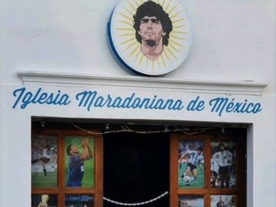 Abren en Cholula la primera "Iglesia Maradoniana" de México