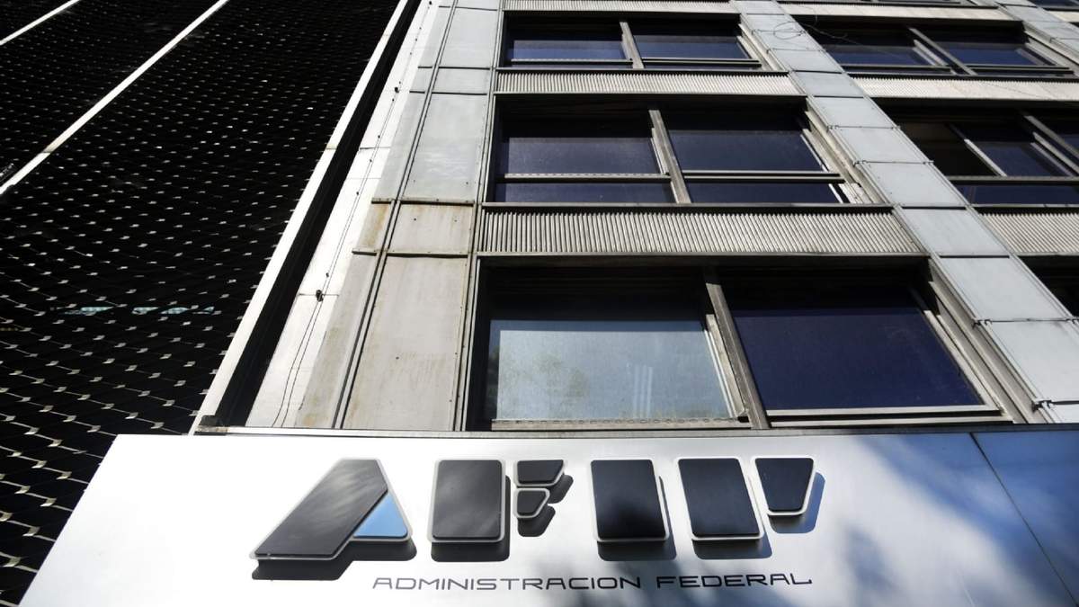 AFIP + IRS. Fuente: (Twitter)