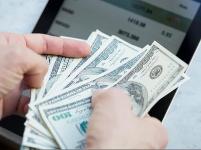 Con una leve variación en alza: así cerró el dólar este martes