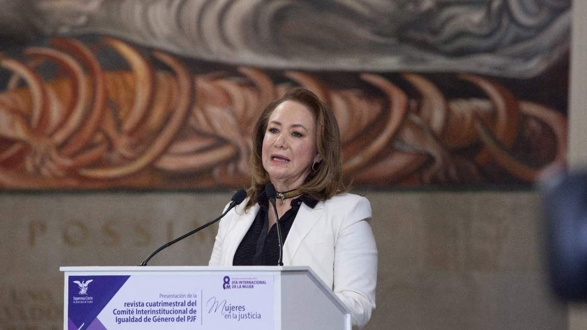 La ministra Yasmín Esquivel Mossa