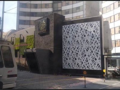 Tras la muerte de Iñigo Arenas, aseguran el bar Black Royce en Naucalpan