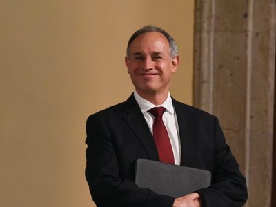 Sheinbaum palomea el destape de López-Gatell; así se refirió del subsecretario