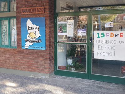 Alrededor de 70 estudiantes del ISFD 6 afectados por un gas lacrimógeno