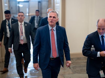 Republicanos apoyan gestión para juicio político a Joe Biden