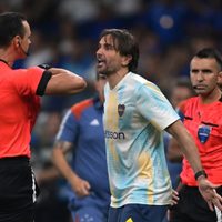 Riquelme ya lo decidió: qué pasará con Diego Martínez en Boca tras la eliminación de la Sudamericana