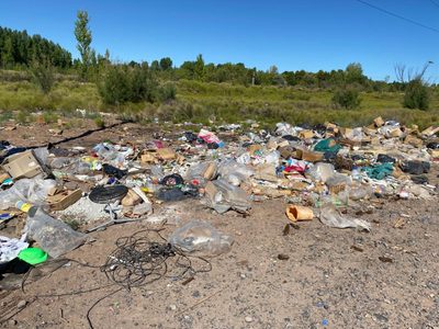 Preocupa en San Patricio del Chañar la proliferación de basureros en zonas productivas