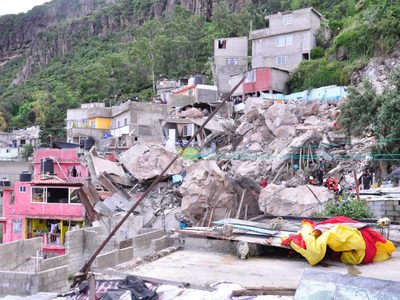 Por riesgo, 126 viviendas tienen que ser desalojadas en el Cerro del Chiquihuite