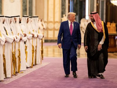 Trump afirma que EU "debe tomar Gaza" y convertir el enclave palestino en una "zona de libertad"