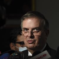 Embajada apoyará traslado de 32 familias mexicanas en Ucrania: Ebrard