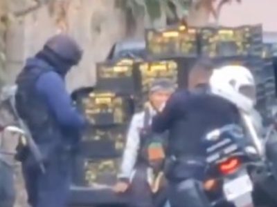 Policías de Morelos son investigados por venta de arma a un civil en Cuernavaca (Video)