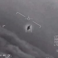 El Pentágono publica videos que muestran "fenómenos voladores no identificados"