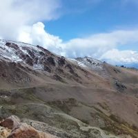 Una leve pero sorpresiva nevada pintó de blanco el Cerro Catedral de Bariloche