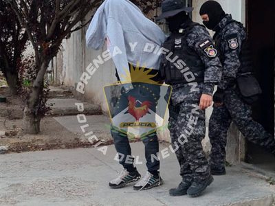 Dieron con un kiosco de narcomenudeo en Piedra del Águila