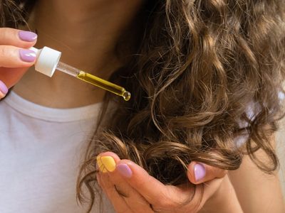 No cortes tu cabello: el truco milagroso para reparar las puntas abiertas en cuestión de semanas