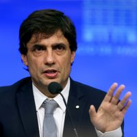 "Podrían cubrirse", Lacunza contradijo a Kicillof y defendió a Vidal en la pelea por la deuda