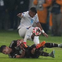 Honduras derrota 2-0 a México y coquetea con semifinales de la Liga de Naciones
