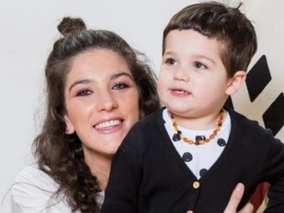 En su corcel moderno: Toro enamoró a Juana Repetto con este gesto de otra época