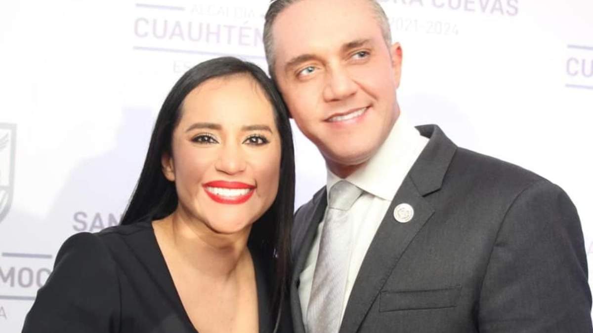 Adrián Rubalcava y Sandra Cuevas