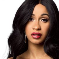 ¡Sin temor a nada! Cardi B fue a la semana de la moda y reveló un insólito atuendo con transparencia
