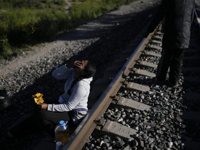 Oleada migrante que suspendió operación de trenes de Ferromex inicia en Panamá