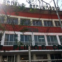 Encuentran arma en casillero de una secundaria en Monterrey