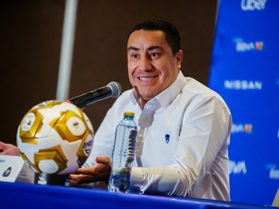 Todos nuestros partidos han sido como una final: Efraín Juárez
