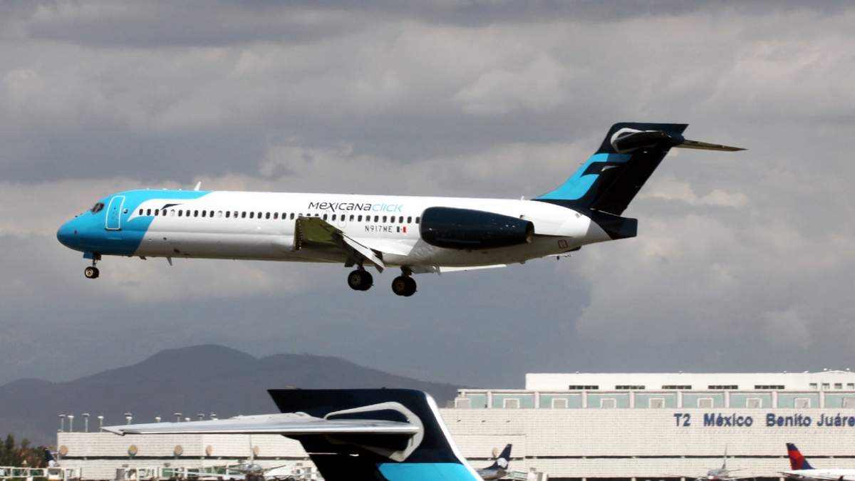 Un avión de Mexicana de Aviación en 2010