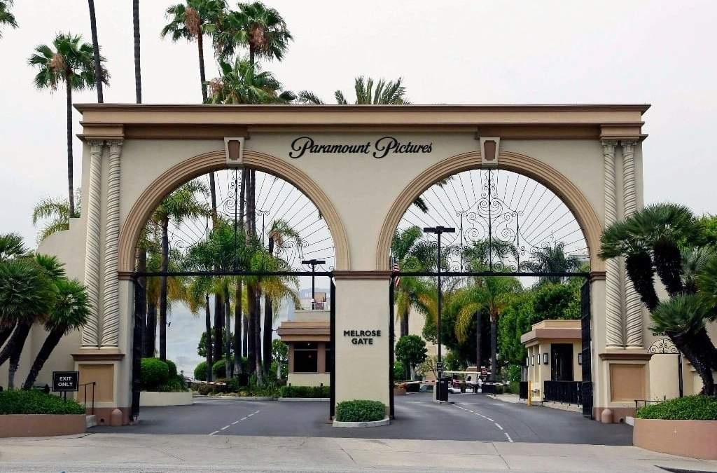 La puerta principal de Paramount Studios en Melrose Avenue, en Los Ángeles, el 8 de julio de 2015
