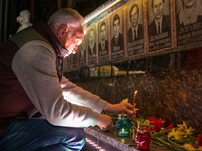 Ataques en Ucrania y Rusia matan al menos 16 en 40mo aniversario de Chernóbil