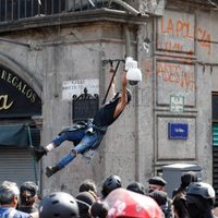 CDMX: encapuchados vuelven a protestar contra abuso policial y causan destrozos