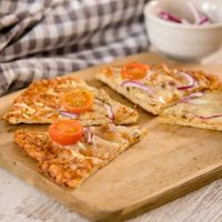 Receta de pizza con base de pollo keto