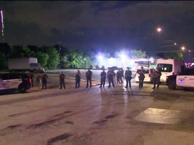 Texas: agente de policía detiene a familia negra a punta de pistola por error