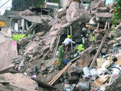 Al menos 27 familias rechazan dejar sus casas en el cerro del Chiquihuite