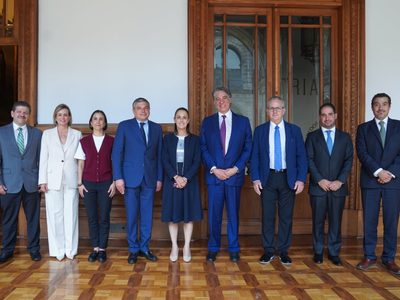 Sheinbaum sostiene reunión con Lorenzo Simonelli, presidente y director ejecutivo de Baker Hughes
