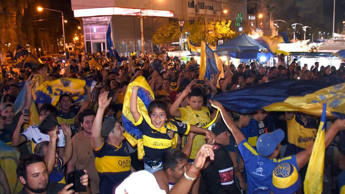 El pueblo xeneize festejó en Neuquén. Fuente: (Twitter)