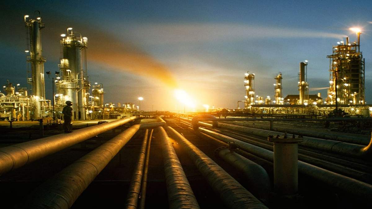 Aumenta la producción de las refinerías. (Fuente: Twitter)