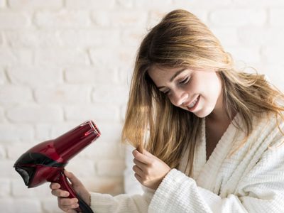 Así tenés que usar el secador si querés proteger tu cabello en invierno: 6 pasos claves