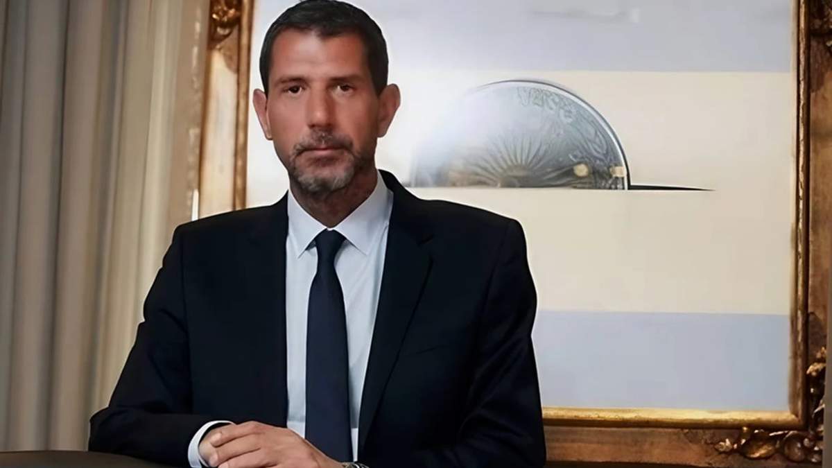 La salida de Mogetta y su reemplazo por Pierrini, fue impulsada por el asesor Santiago Caputo