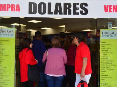 ¡Especulación financiera! El dólar blue cerró la jornada cerca de los 120 pesos