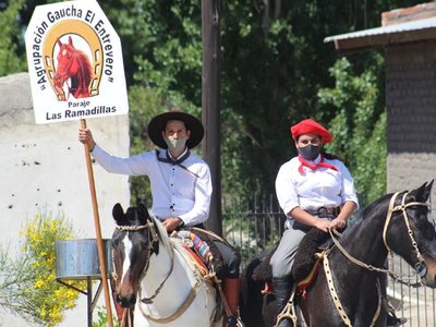 Zapala recordó y festejó el Día de la Tradición