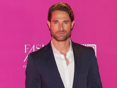 Sebastián Rulli rompe reto en TikTok con un invitado especial