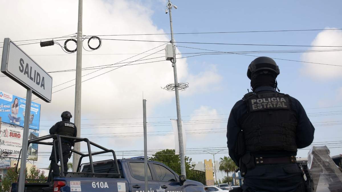 Policía estatal en Culiacán
