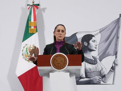 Sheinbaum niega intromisiones de buques estadunidenses en aguas mexicanas