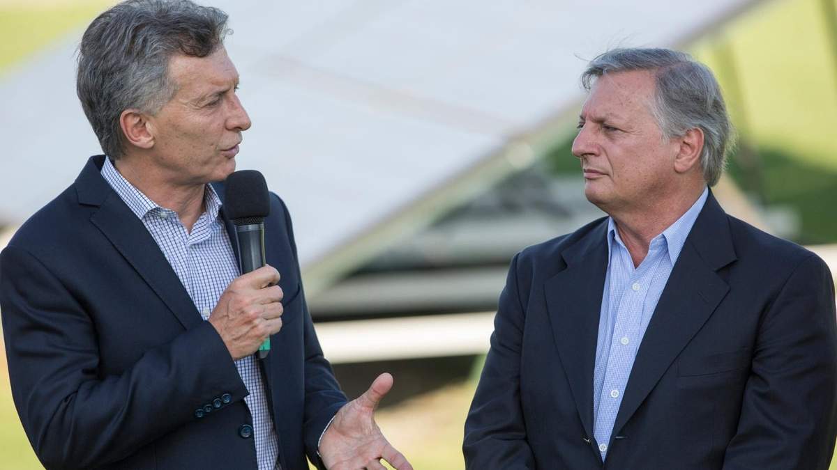El expresidente Mauricio Macri y el ministro de Energía durante el macrismo, Juan José Aranguren. Fuente: (Twitter)